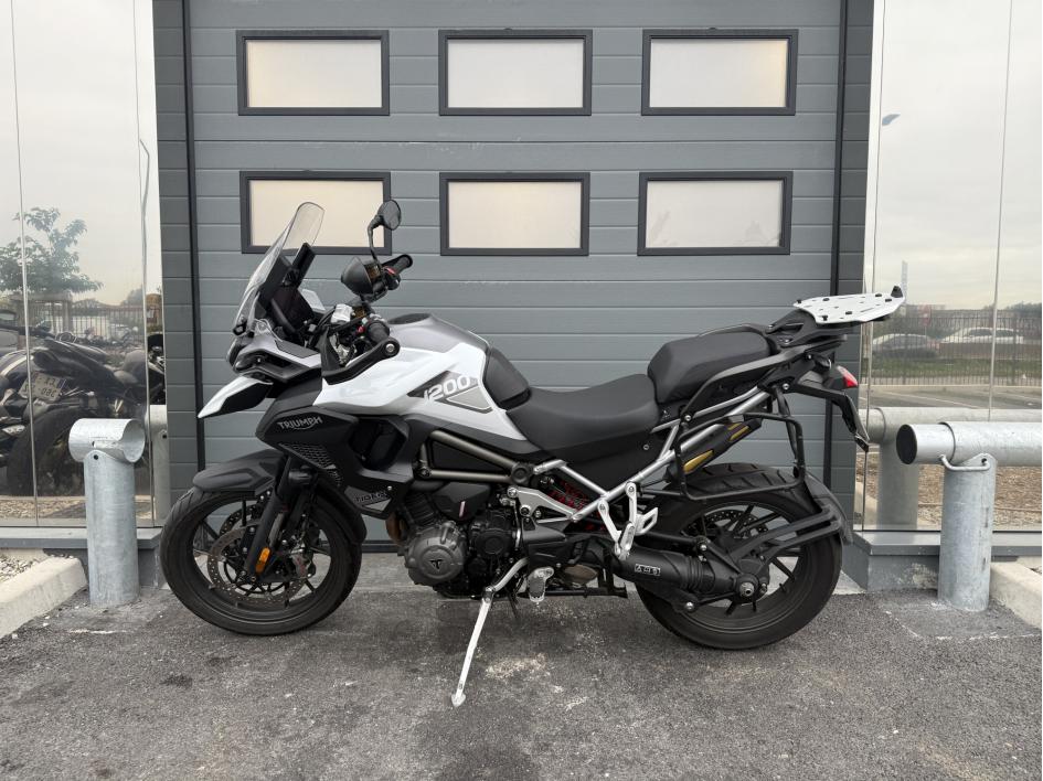 TRIUMPH TIGER 1200 GT PRO