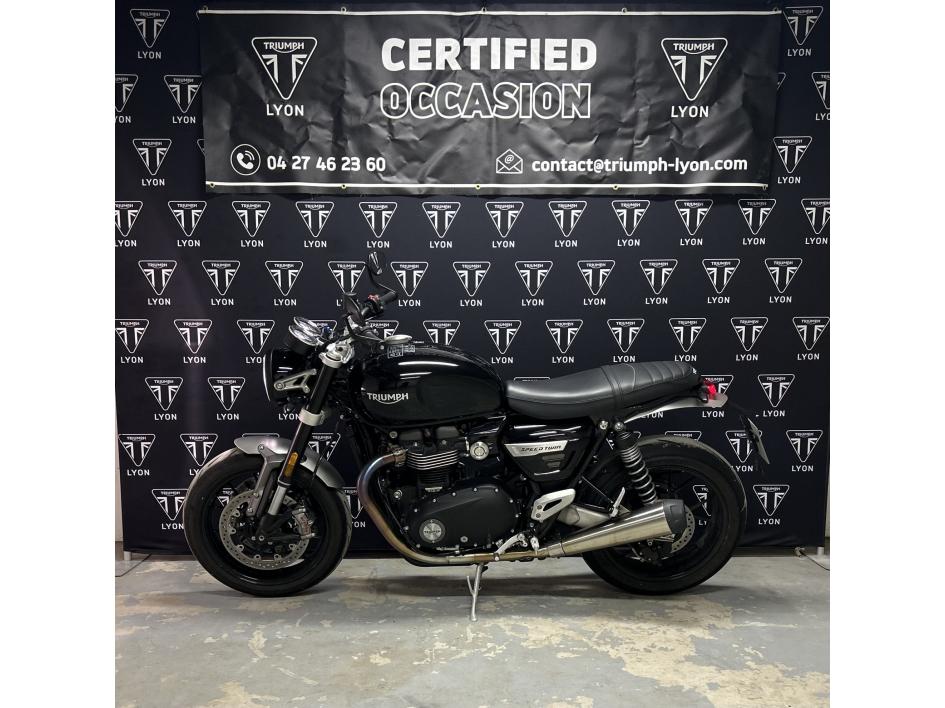 TRIUMPH SPEED TWIN 1200