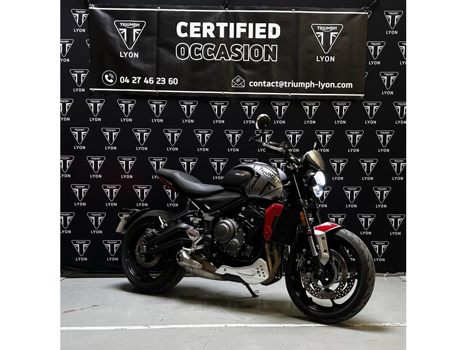 TRIUMPH TRIDENT 660