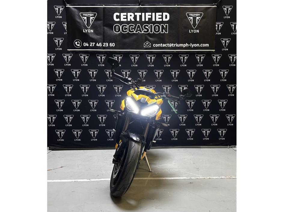 TRIUMPH STREET TRIPLE 765 RS