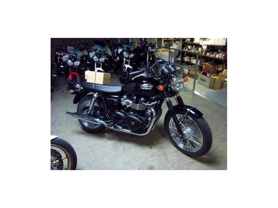 Bonneville 